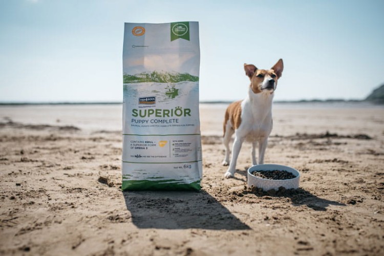 karma-dla-szczeniaka-fish4dogs-superior-puppy-complete-z-lososia2.jpg