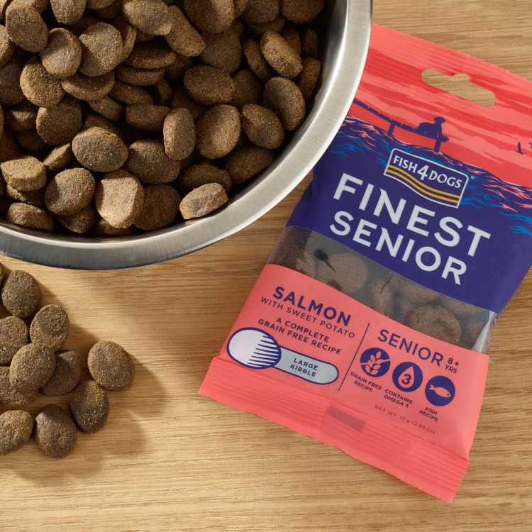 karma-dla-psa-fish4dogs-finest-senior-salmon-duza-granulka1.jpg